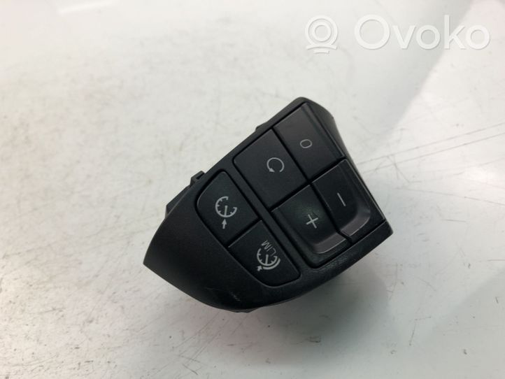 Volvo V60 Przełącznik / Przycisk kierownicy 31295410