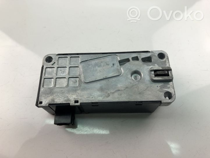 Volvo XC40 Blocchetto del volante 32246209