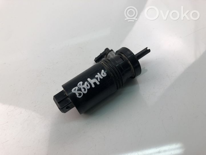 Volvo XC60 Headlight washer pump 1020369