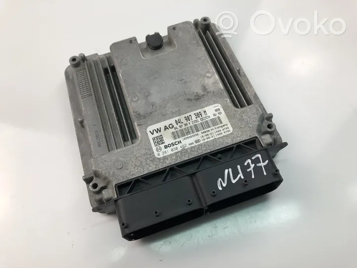 Volkswagen PASSAT B8 Dzinēja vadības bloks 04L907309M