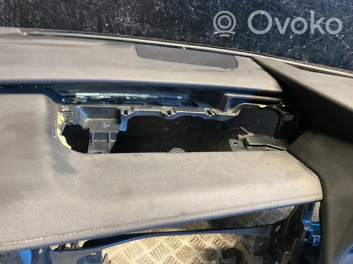 Lexus UX Panelė 5595076040