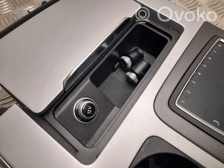 Audi Q7 4M Klimato kontrolės/ pečiuko kontrolės apdaila 4M2864261A