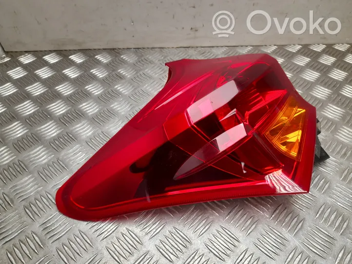 Toyota RAV 4 (XA40) Rear/tail lights KOITO02259