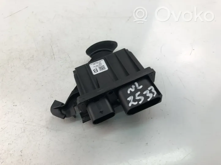 Audi A3 S3 8V Citu veidu vadības bloki / moduļi 7N0941329