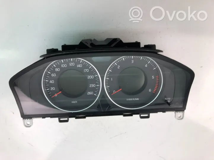 Volvo V60 Compteur de vitesse tableau de bord 31343323AA