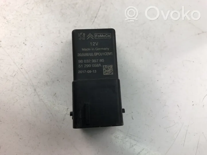 Citroen C4 II Przekaźnik / Modul układu ogrzewania wstępnego 9803299780