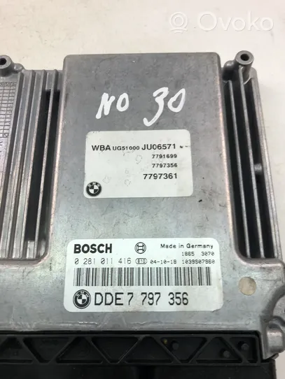 BMW 1 E81 E87 Sterownik / Moduł ECU 7797356