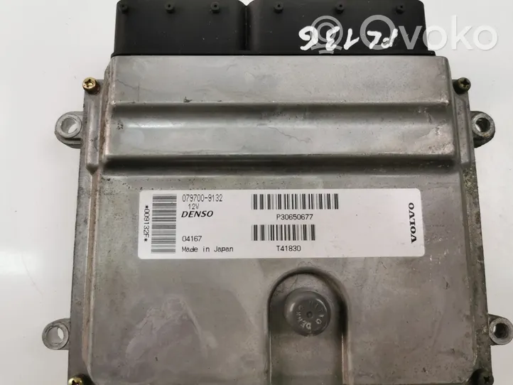 Volvo V50 Calculateur moteur ECU P30650677