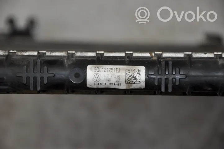 Skoda Octavia Mk3 (5E) Chłodnica 5Q0121251EJ