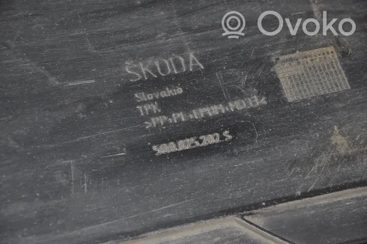 Skoda Octavia Mk3 (5E) Protection inférieure latérale 5Q0825202S