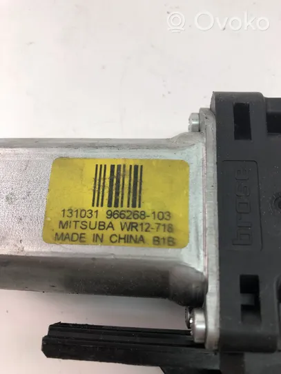 Volvo V40 Moteur de lève-vitre de porte avant 966268103