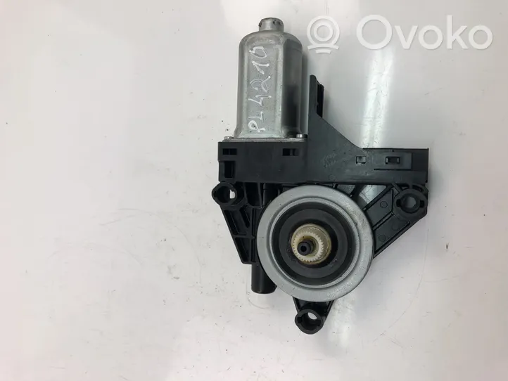 Volvo XC60 Front door window regulator motor 966268103