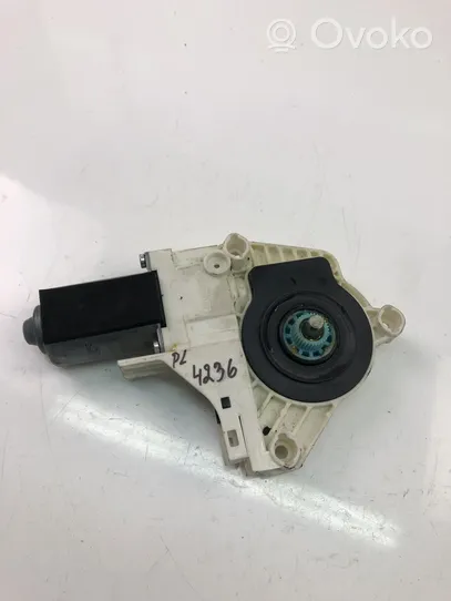 Audi Q7 4L Motorino alzacristalli della portiera anteriore 8K0959802A