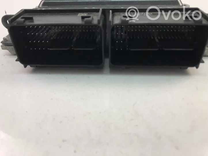 Volvo S90, V90 Moottorin ohjainlaite/moduuli 31459914