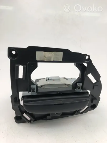 Volvo V70 Monitori/näyttö/pieni näyttö 306562451