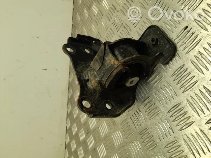 Toyota RAV 4 (XA40) Supporto di montaggio del motore J4