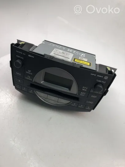 Toyota RAV 4 (XA30) Panel / Radioodtwarzacz CD/DVD/GPS 8612042220