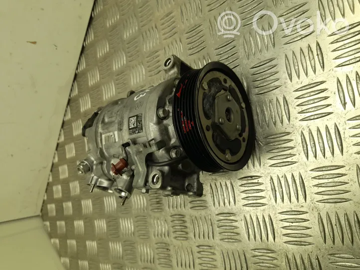 Skoda Octavia Mk4 Compressore aria condizionata (A/C) (pompa) 3Q0816803D