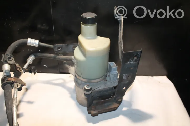 Volvo V50 Ohjaustehostimen pumppu 31302206