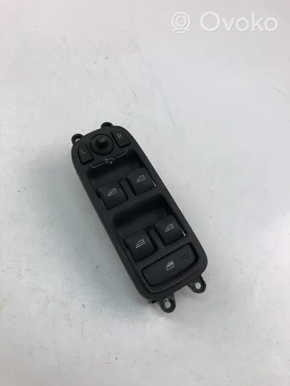 Volvo S60 Electric window control switch 31334346