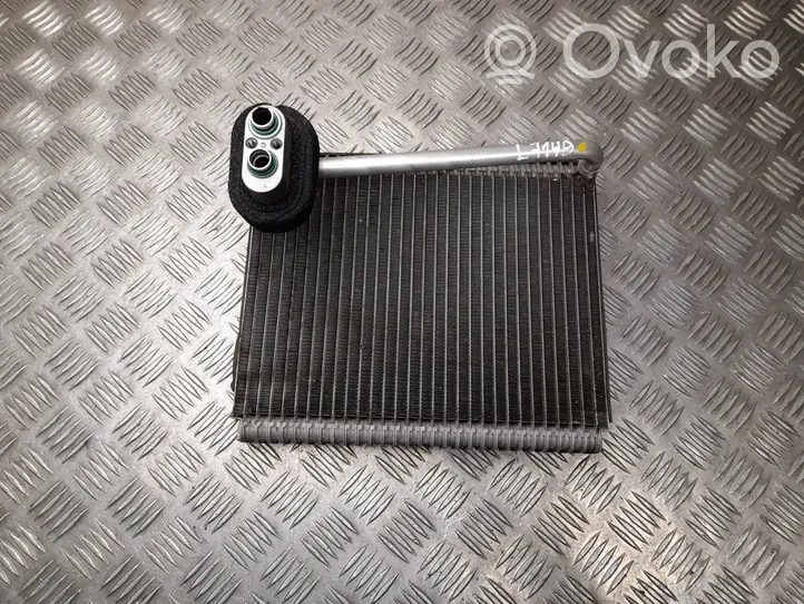 Hyundai ix 55 Radiateur soufflant de chauffage 702