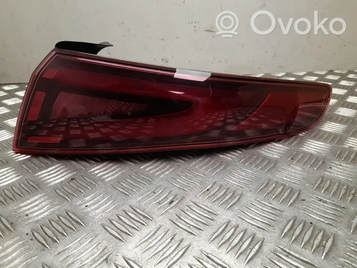 Alfa Romeo Giulia Lampa tylna 20690203