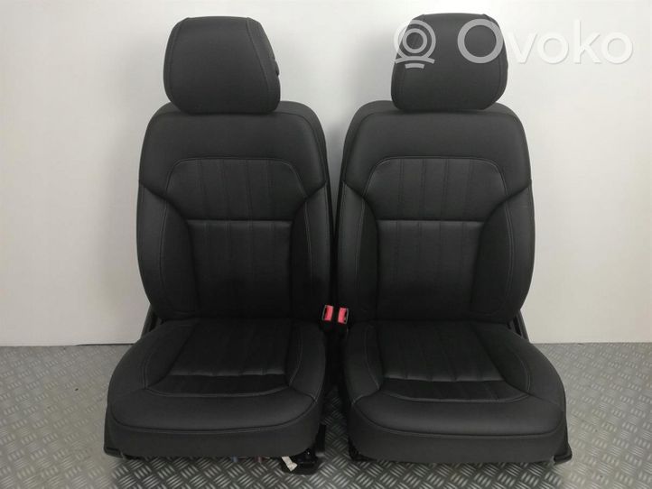 Mercedes-Benz GLS X166 Fotele / Kanapa / Boczki / Komplet 