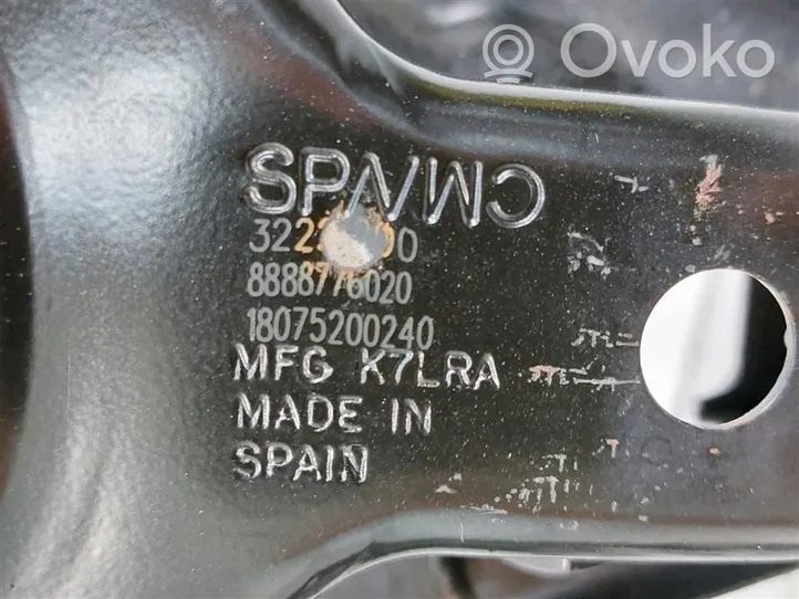 Volvo XC40 Zwrotnica / Piasta koła tylnego 32221150