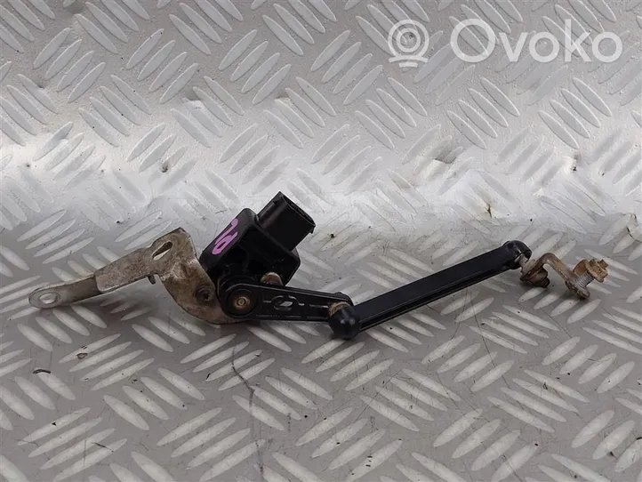 Volvo XC40 Sensore di livello faro/fanale 32221477