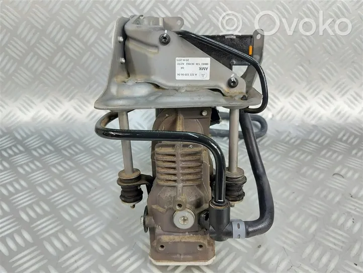 Mercedes-Benz S W222 Ilmajousituksen kompressoripumppu A2223200604