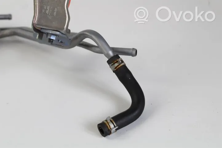 Infiniti Q50 Tuyau d'alimentation conduite de carburant 