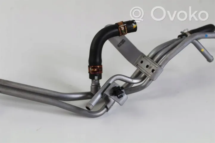 Infiniti Q50 Tuyau d'alimentation conduite de carburant 