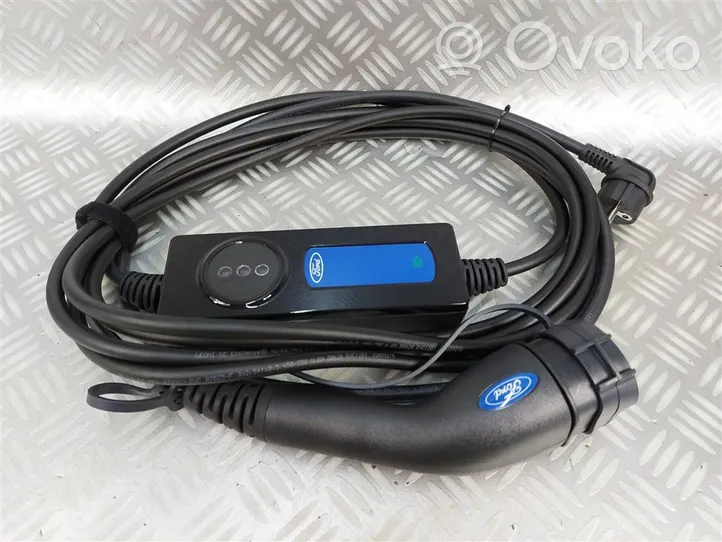 Ford Kuga III Electric car charge socket LX68-10C763-CE