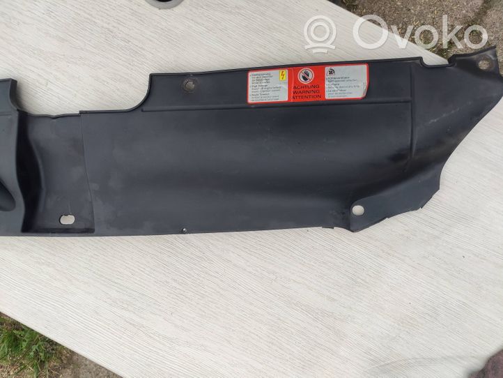 Audi A5 8T 8F Garniture de radiateur 8T0807081A