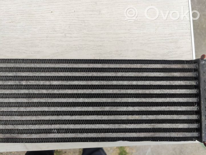 Audi A5 8T 8F Starpdzesētāja radiators 8K0145805G