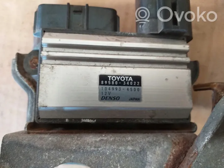 Toyota Tundra II Tavaratilan kannen avaamisen ohjausyksikkö 