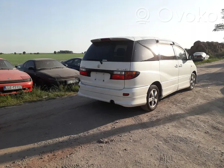 Toyota Previa (XR30, XR40) II Nadkole przednie 