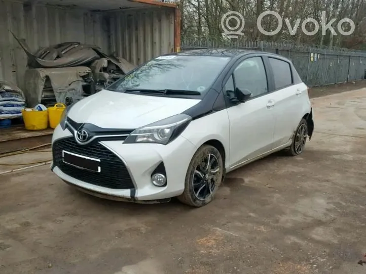 Toyota Yaris Drzwi tylne 