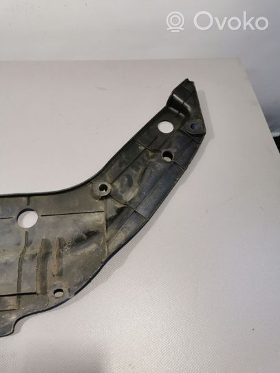 Toyota RAV 4 (XA30) Radiator trim 