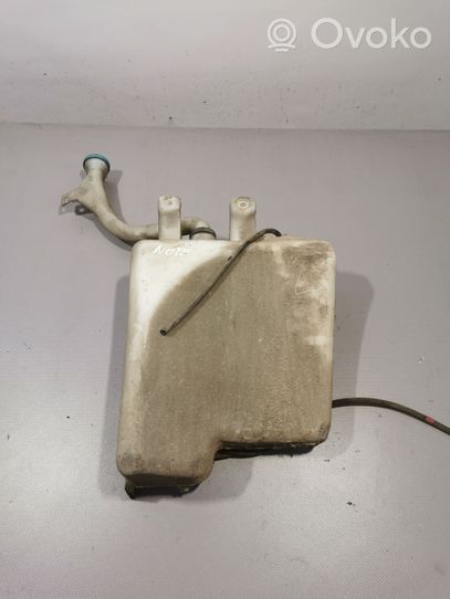 Nissan Note (E11) Windshield washer fluid reservoir/tank 