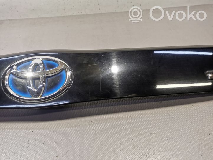 Toyota Prius (XW30) Takaluukun rekisterikilven valon palkki 