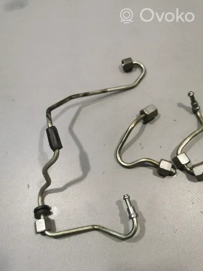 Toyota Verso Tuyau d'alimentation d'injecteur de carburant 