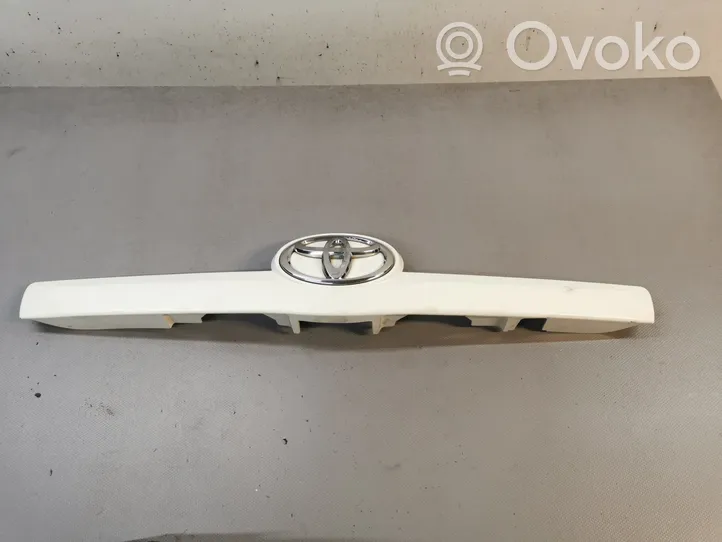 Toyota Verso Éclairage de plaque d'immatriculation 