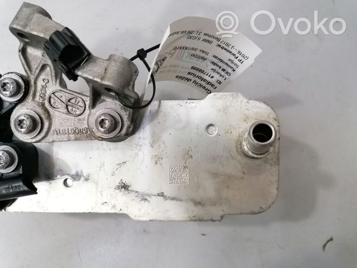 BMW 5 G30 G31 Vaihteistoöljyn jäähdytin 8607245