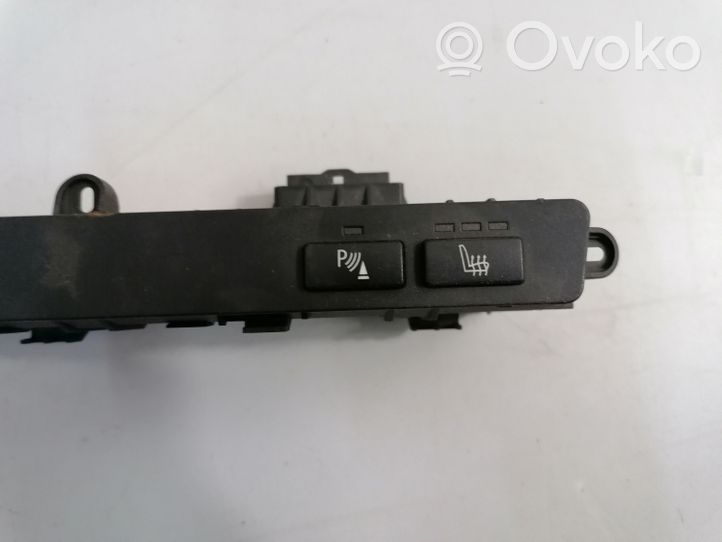 BMW 6 E63 E64 A set of switches 6945017