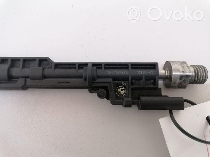 BMW 6 F06 Gran coupe Fuel injector 7599876