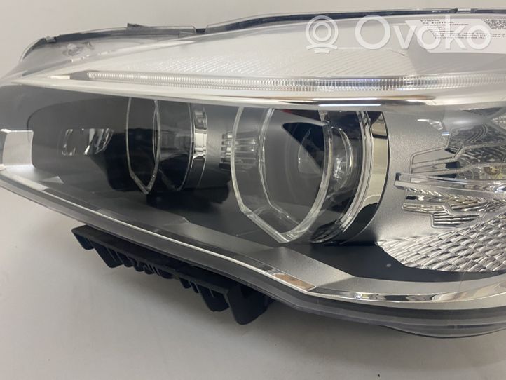 BMW 2 F46 Lampy przednie / Komplet 7422579