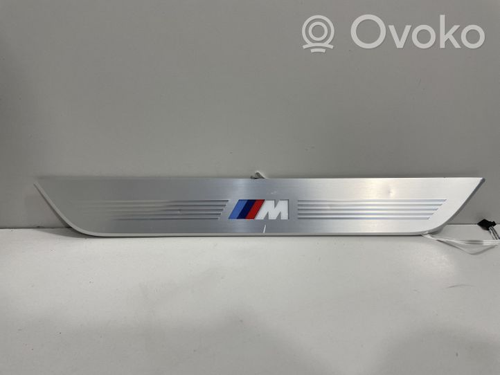 BMW 7 G11 G12 Garniture de protection de seuil intérieur 8061044