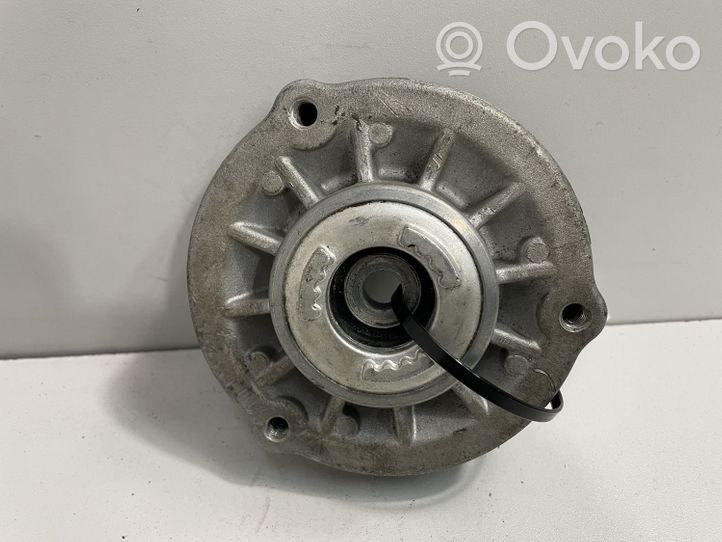 BMW 5 G30 G31 Supporto per montante superiore anteriore 6882571