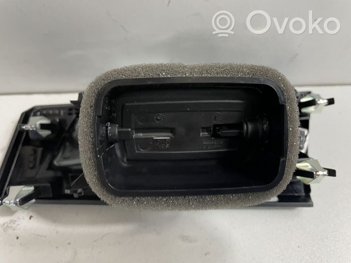 BMW X1 F48 F49 Kojelaudan tuuletussuuttimen suojalista 9292739